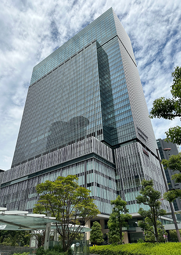 サピアタワー外観と入口写真