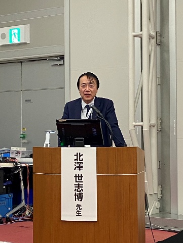 当グループ総院長の北澤世志博医師が第79回日本臨床眼科学会にて講演致しました